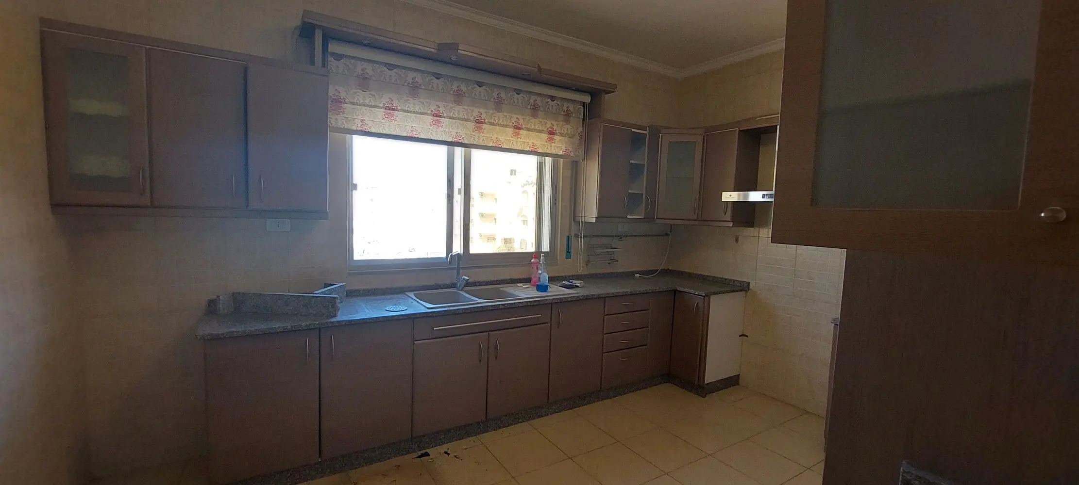 شقة سوبر ديلوكس مساحة 182 متر