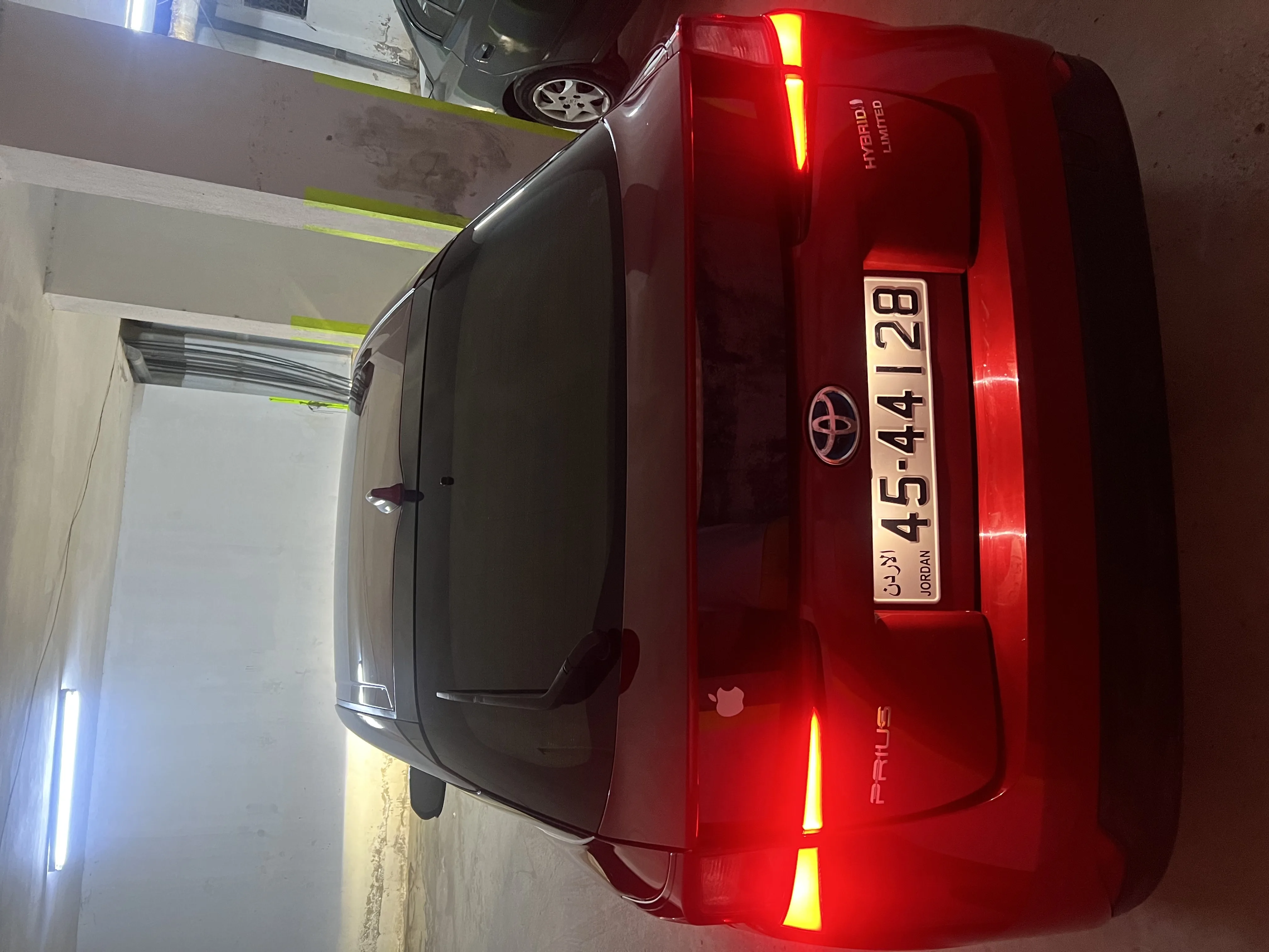 تويوتا بريوس ليميتد