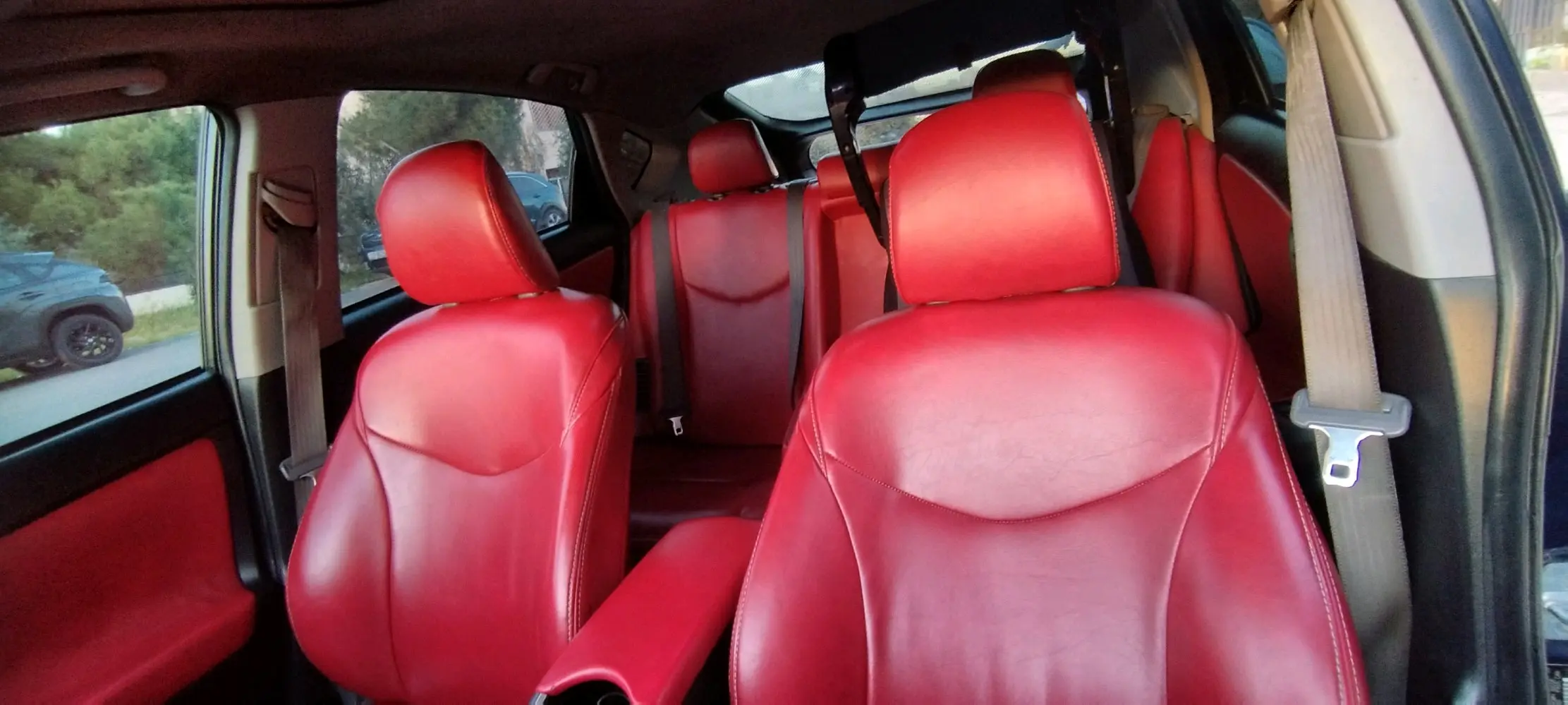 تويوتا بريوس فل كامل بانوراما ٢٠١٣