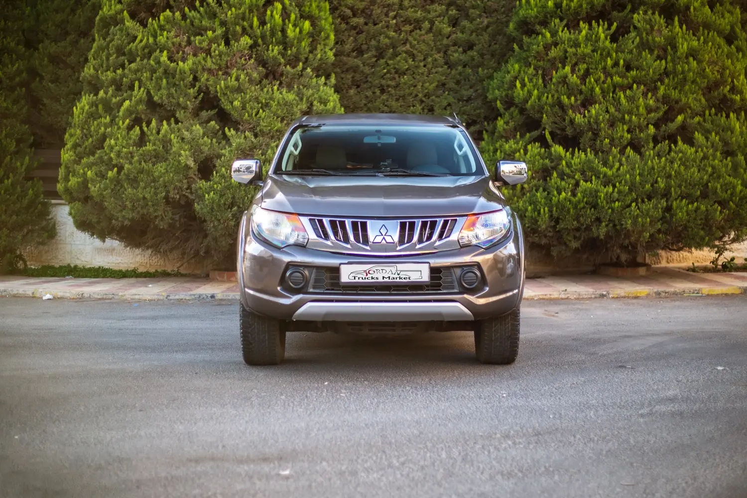 متسوبيشي L200 2016