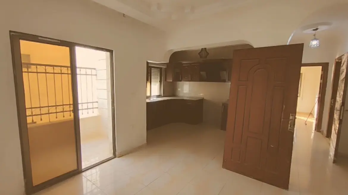 شقة مميزة للبيع في جبل الزهور