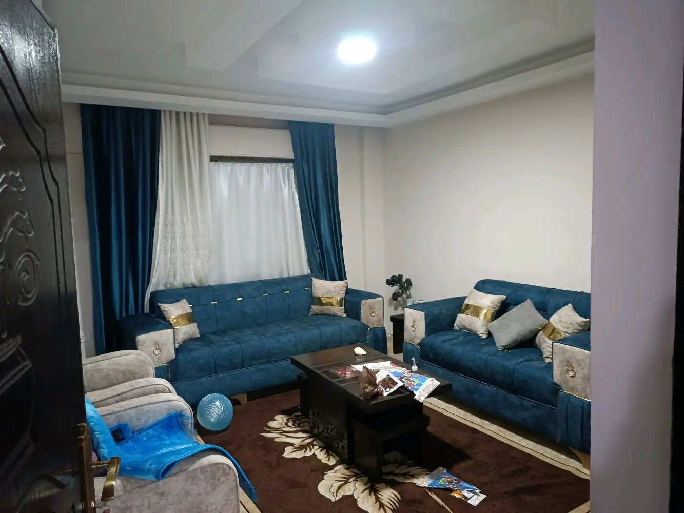 شقة ديلوكس للبيع في الزرقاء - جبل طارق