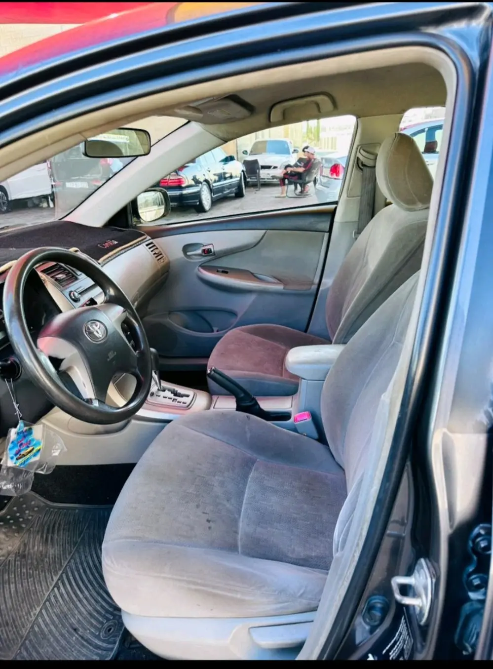 كورولا موديل ٢٠١٢ للبيع