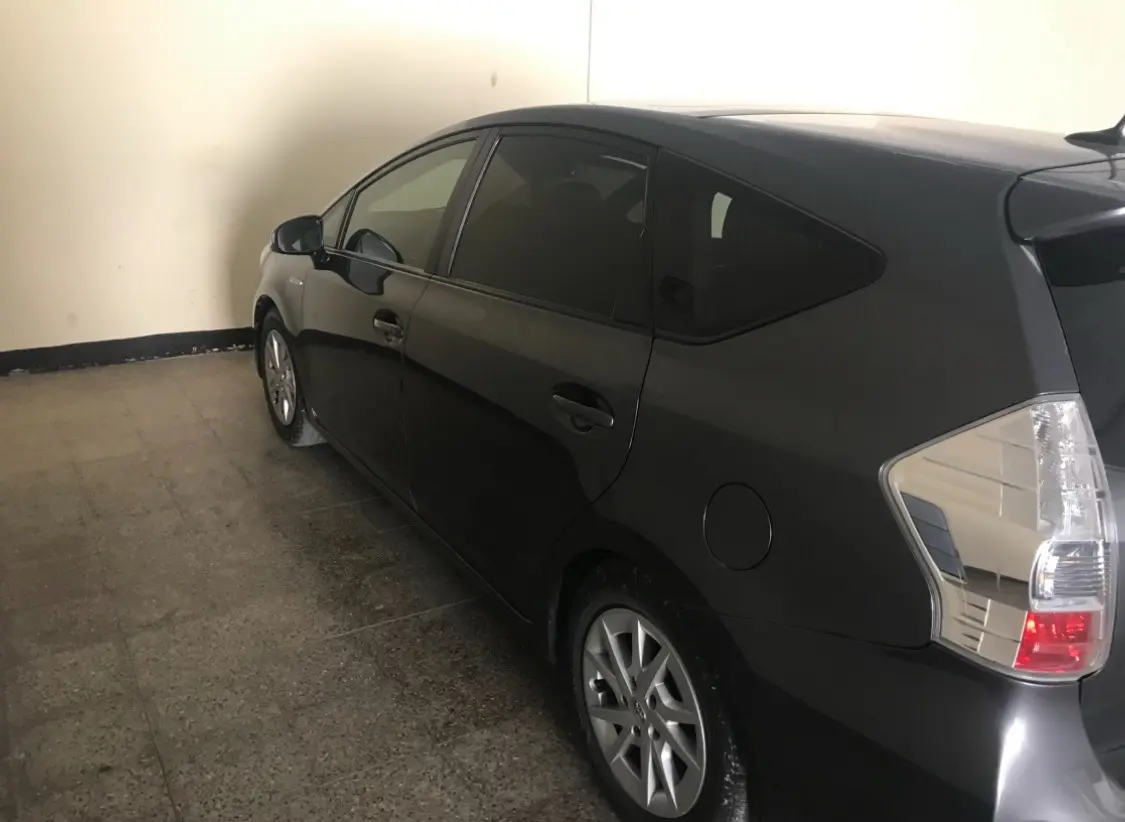 تويوتا بريوس هايبرد للبيع