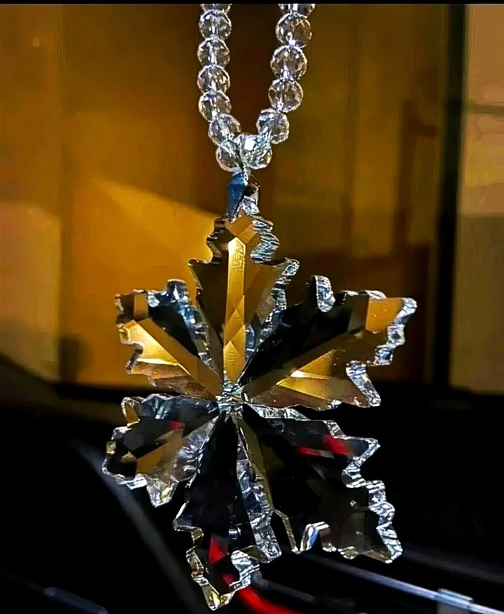 شكل ندفة الثلج ❄️تصميم جديد جذاب من الكريستال الرائع يضيف جمال لزينة سيارتك 😍