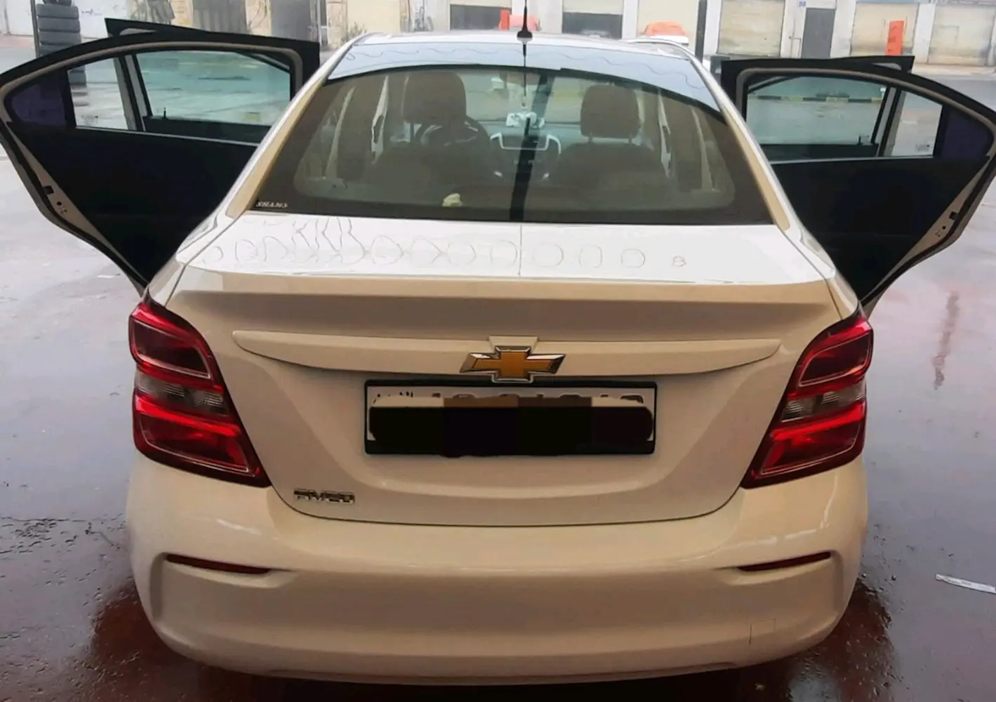 شفروليه أفيو 2018 لون ابيض سعر ٦٠٠٠ كاش