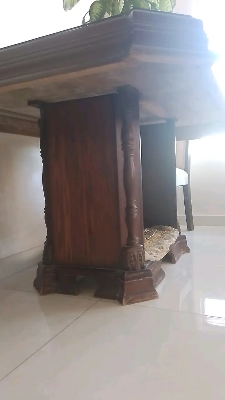 طاولة سفرة مستعمل