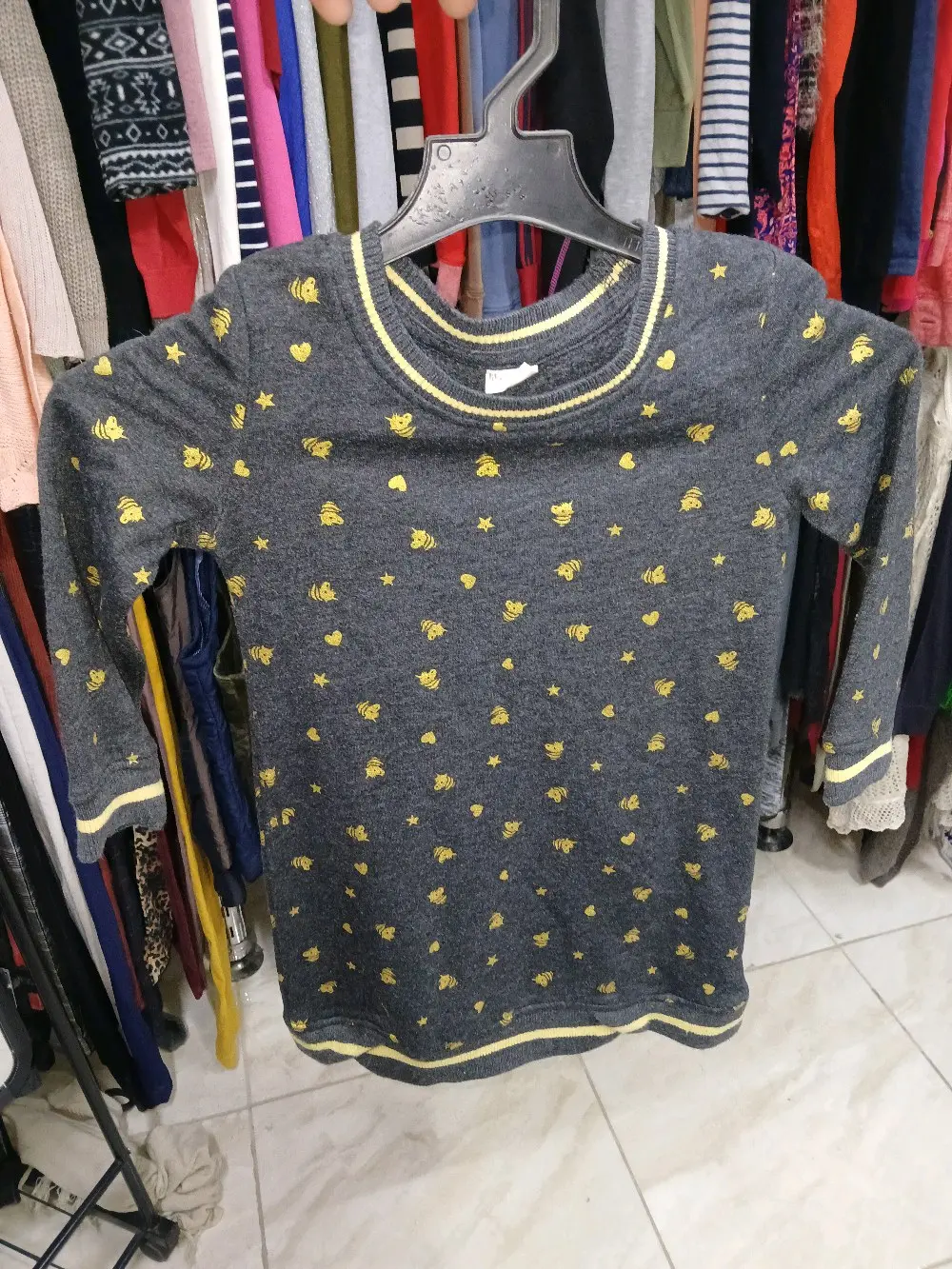 شروة ملابس اوروبية شتوية ستاتي واطفال 1000 قطعه بسعر مغري جدا