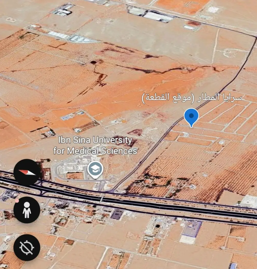 أرض مميزة قرب شارع المطار وجامعة إبن سينا الطبية