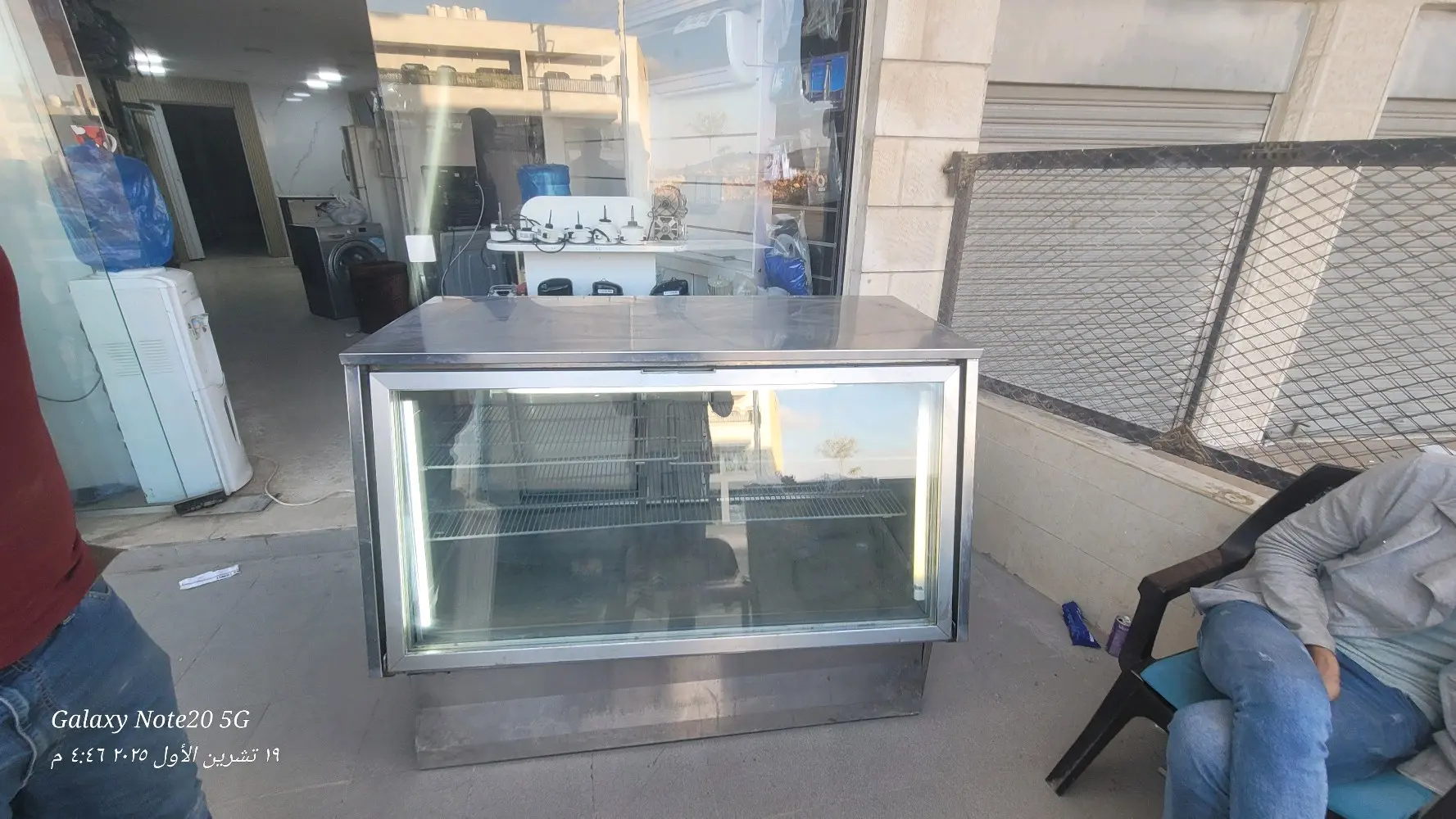 ثلاجة   كيك عرض  للبيع عرض ١٥٥ ارتفاع ١٠٨  0787528442
