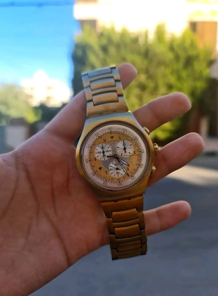 للبيع مجموعة ساعات الاصلي SWATCH SWISS MADE السويسري الاصلي