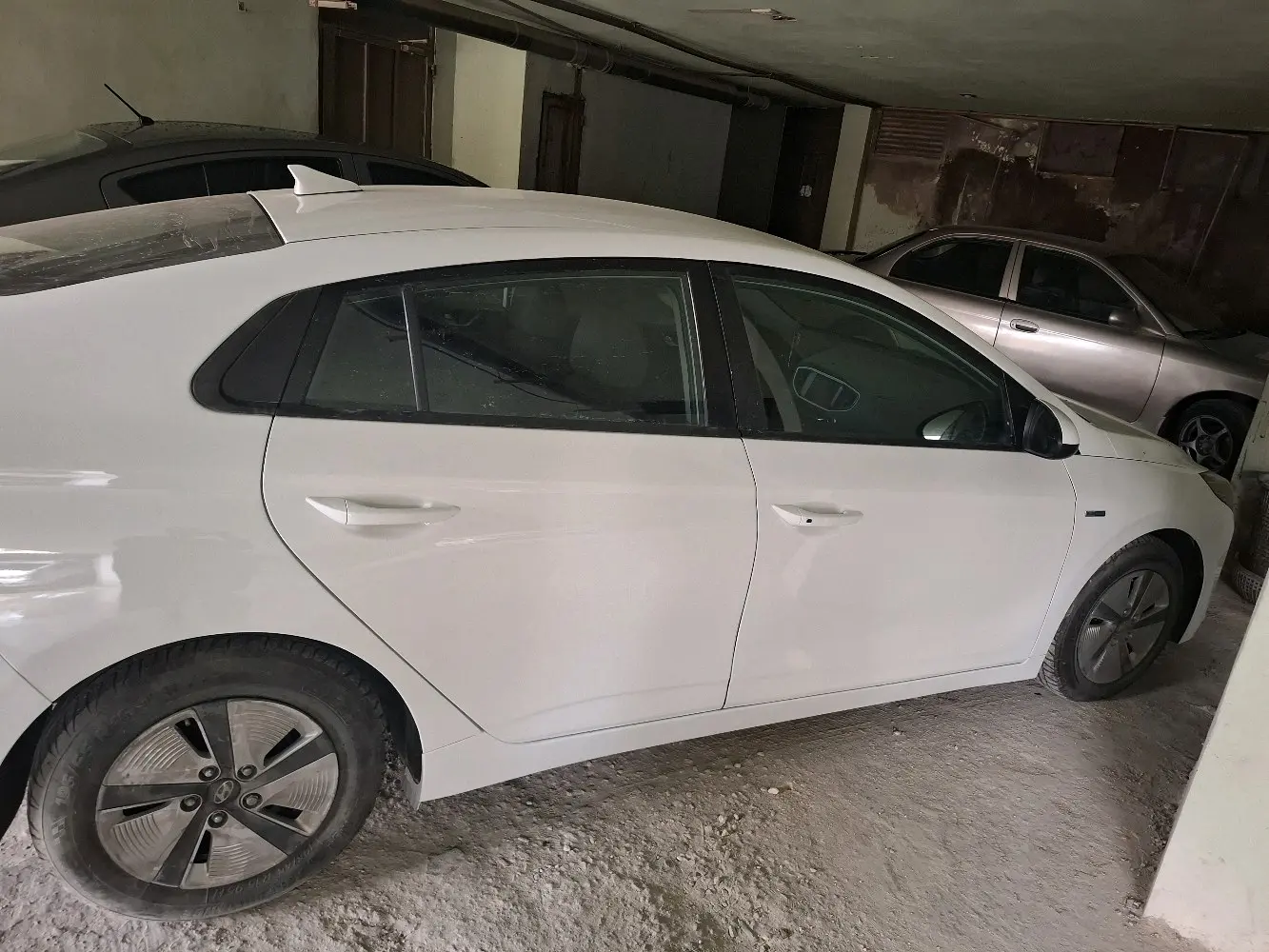 هيونداي ايونيك 2019 موديل صالون سيدان هايبرد بمواصفات أمريكية بحالة ممتازة