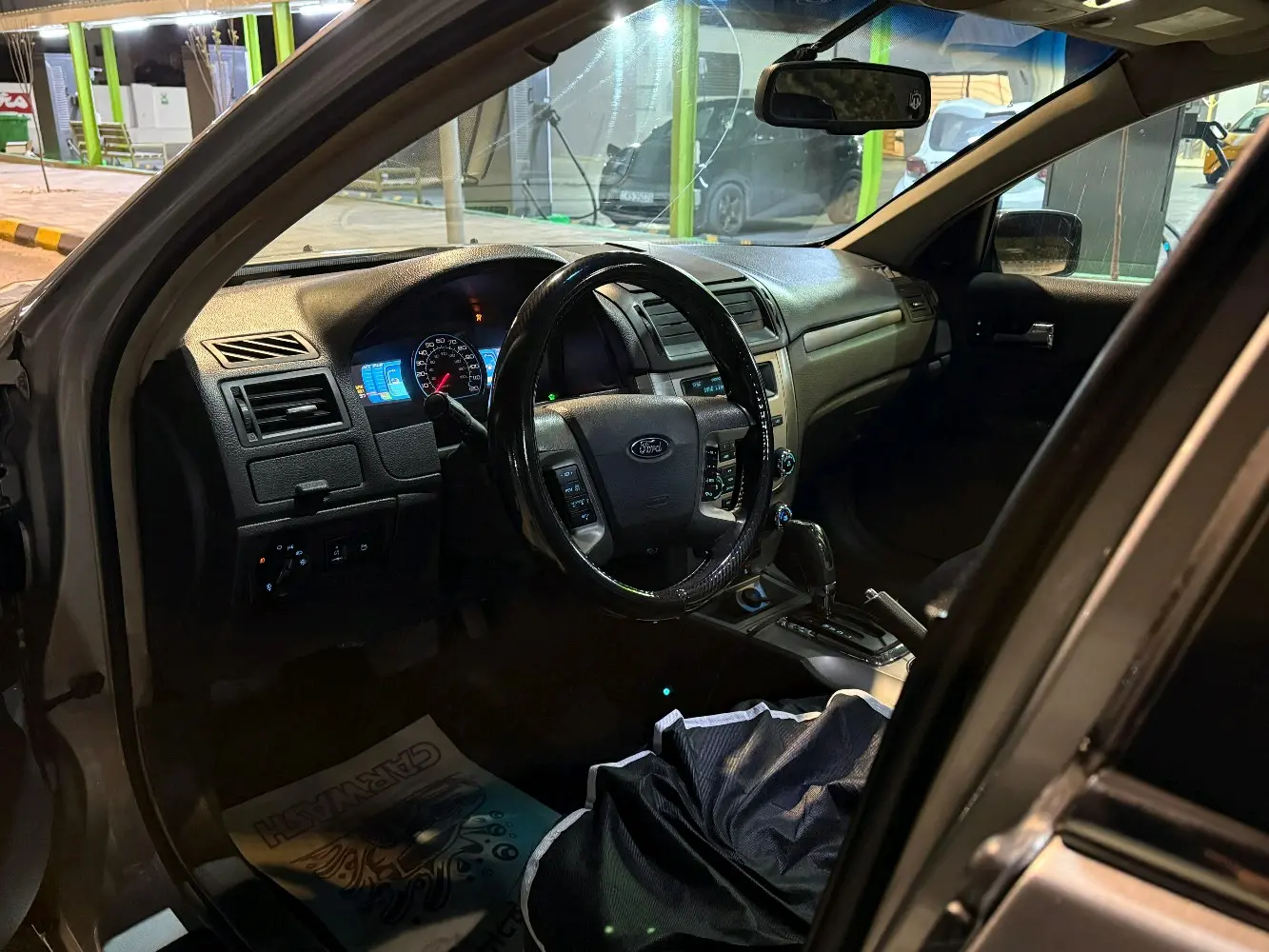 Ford Fusion Hybrid 2010