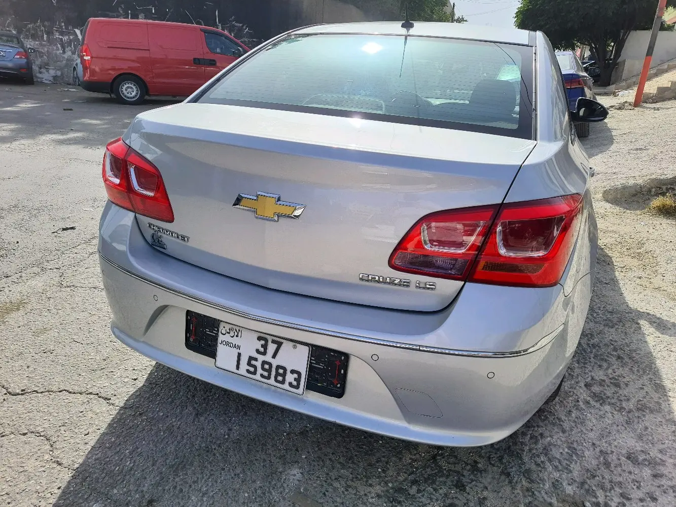 شفر كروز ٢٠١٧ عالية المواصفات بحالة الوكالة ممشى قليل جدا