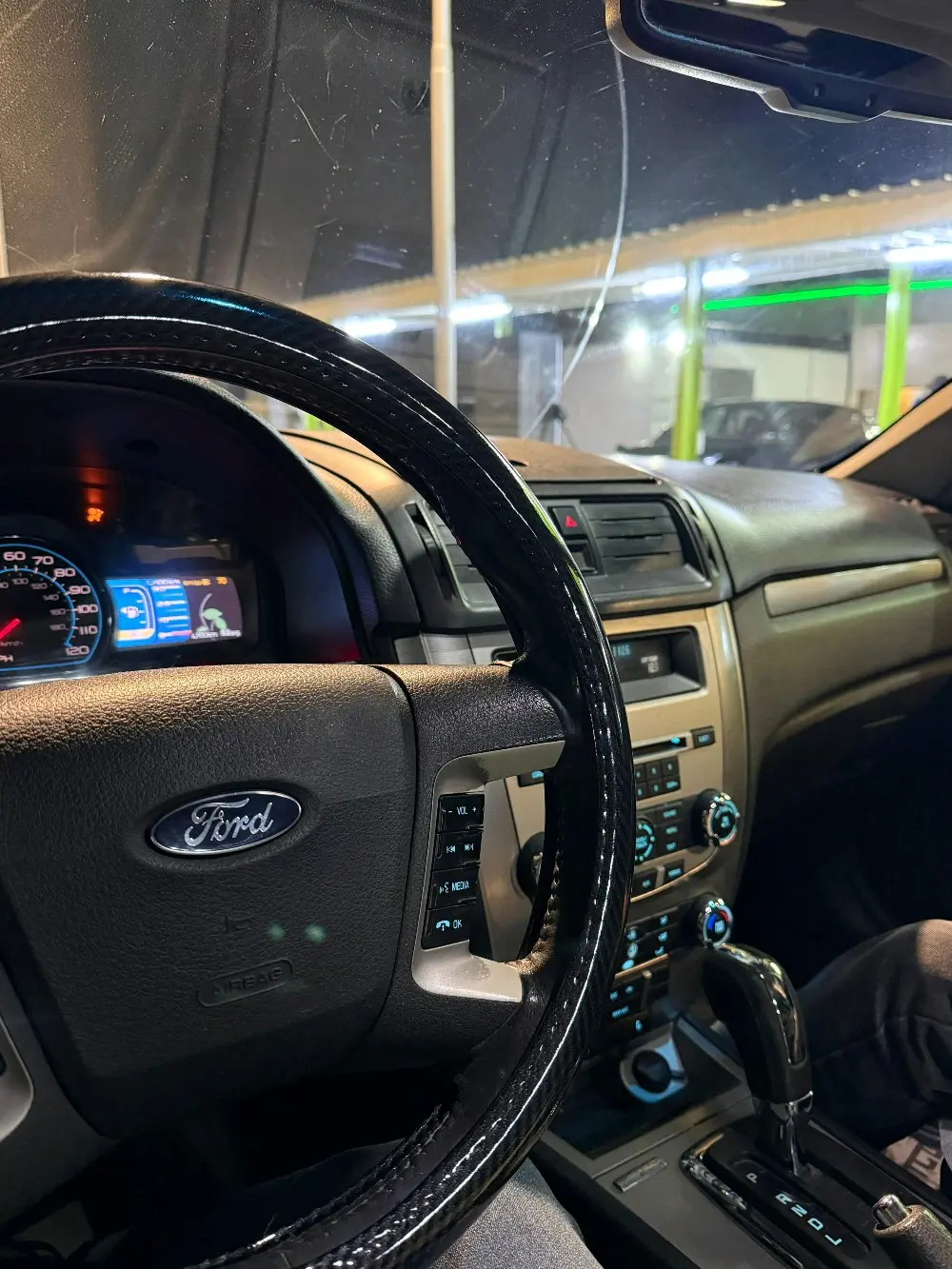 Ford Fusion Hybrid 2010