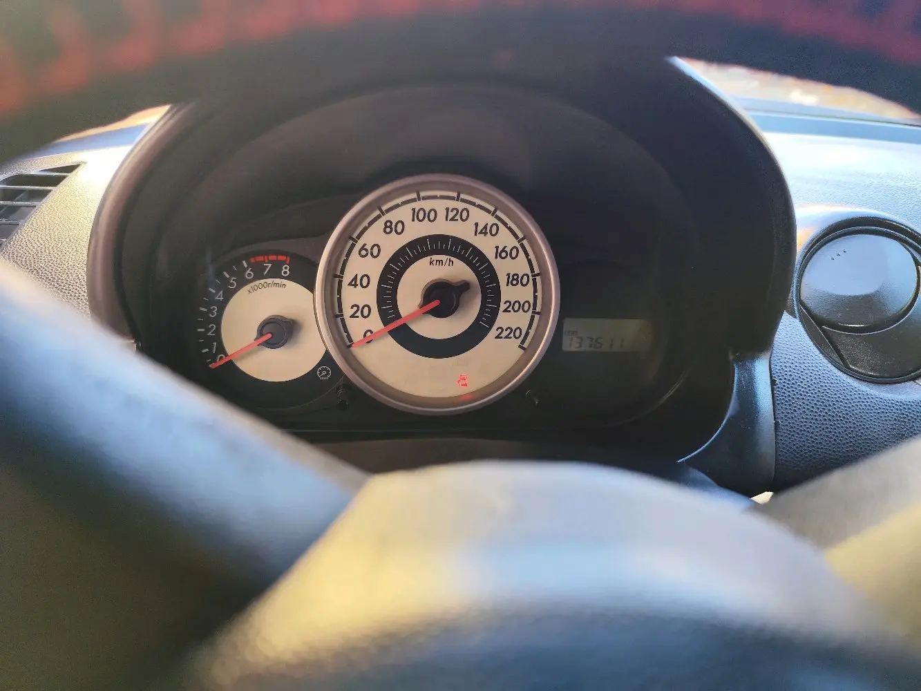 مازدا زووم 2 هاتشباك موديل 2012