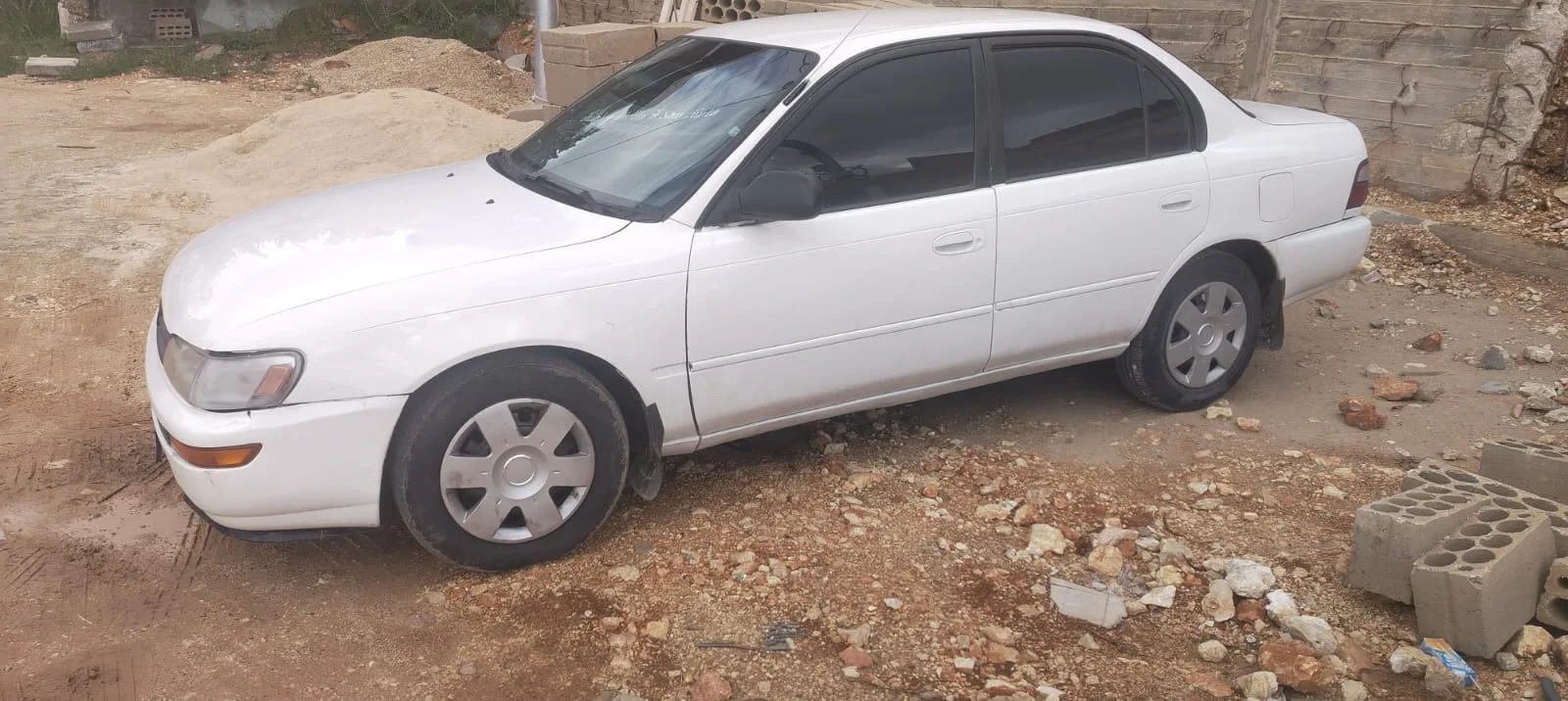 سياره تويوتا للبيع