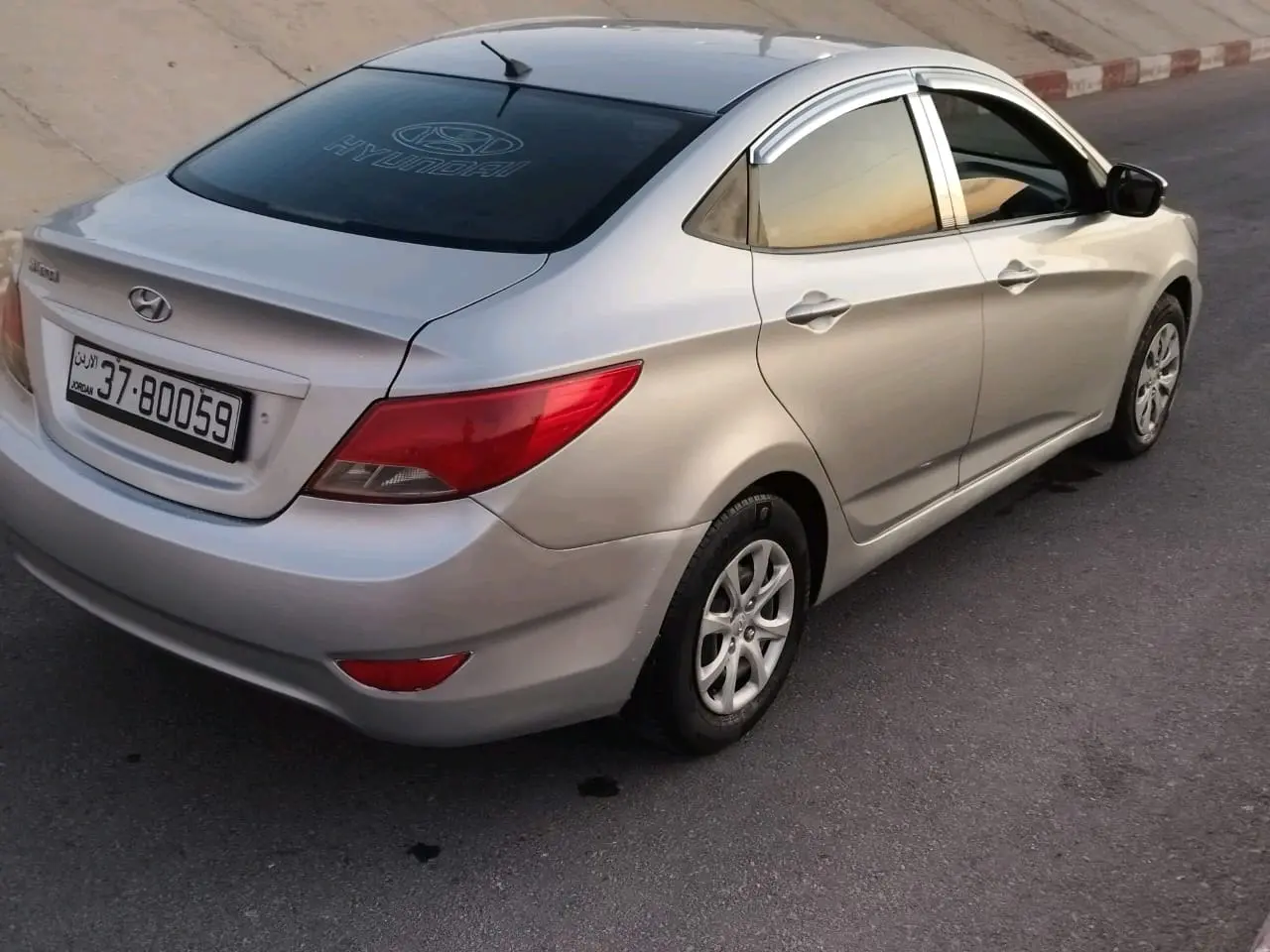 هيونداي اكسنت 2015 لون سلفر ماتور 1600 فحص 3 جيد