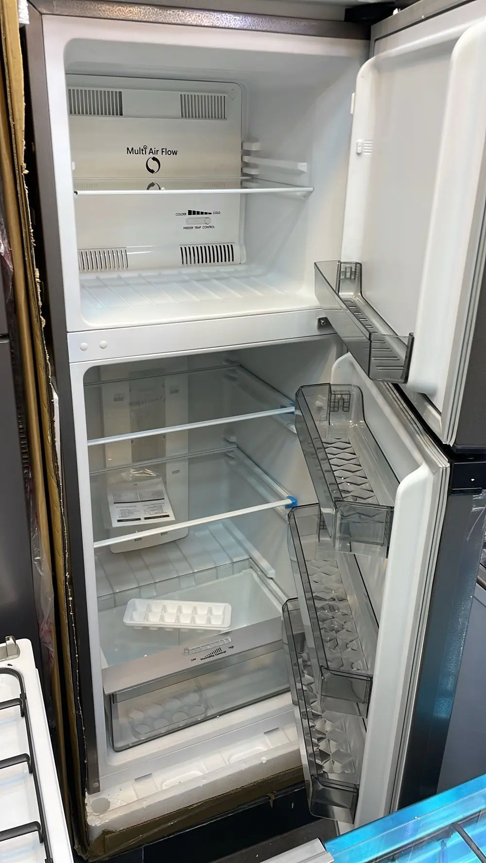 ثلاجة سمكس نوفرست