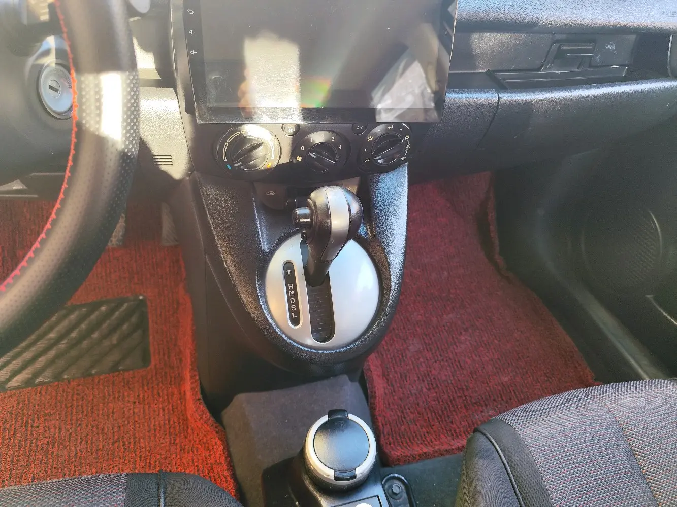 مازدا زووم 2 هاتشباك موديل 2012