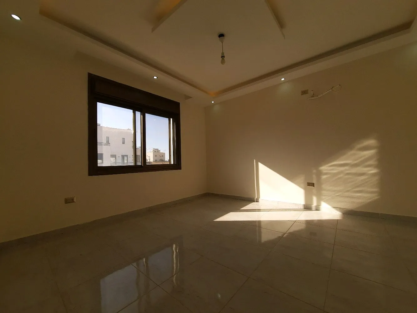 فلل متلاصقة للبيع في شفابدران