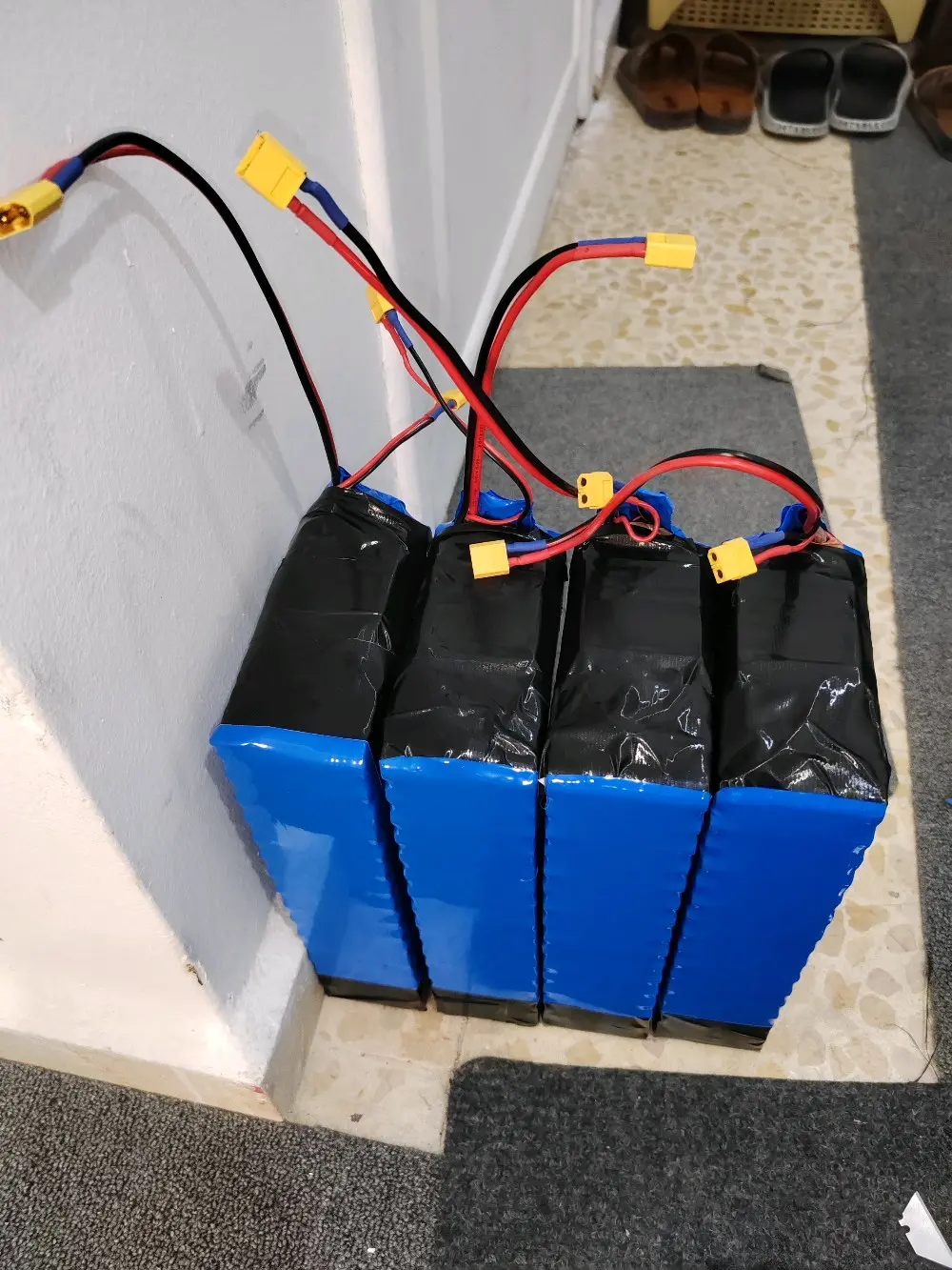 بطاريات ليثيوم للدراجات الكهربائية والمشاريع