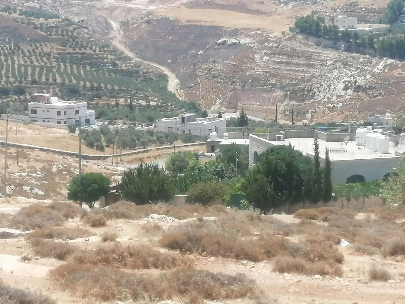 أرض سكنية بأطلالة رائعة