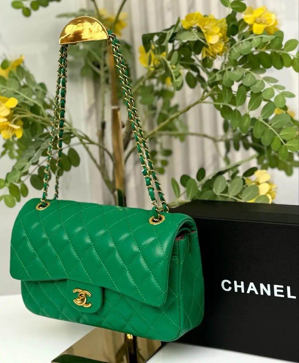 شناتي شانيل وديور كوبي ماستر