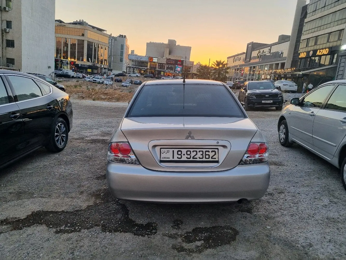 ميتسوبيشي لانسر