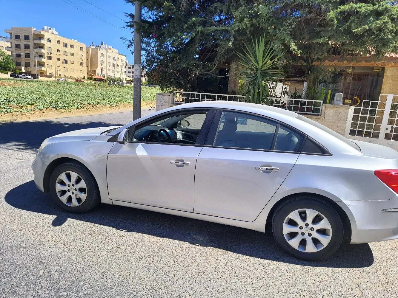 شفر كروز ٢٠١٧ عالية المواصفات بحالة الوكالة ممشى قليل جدا