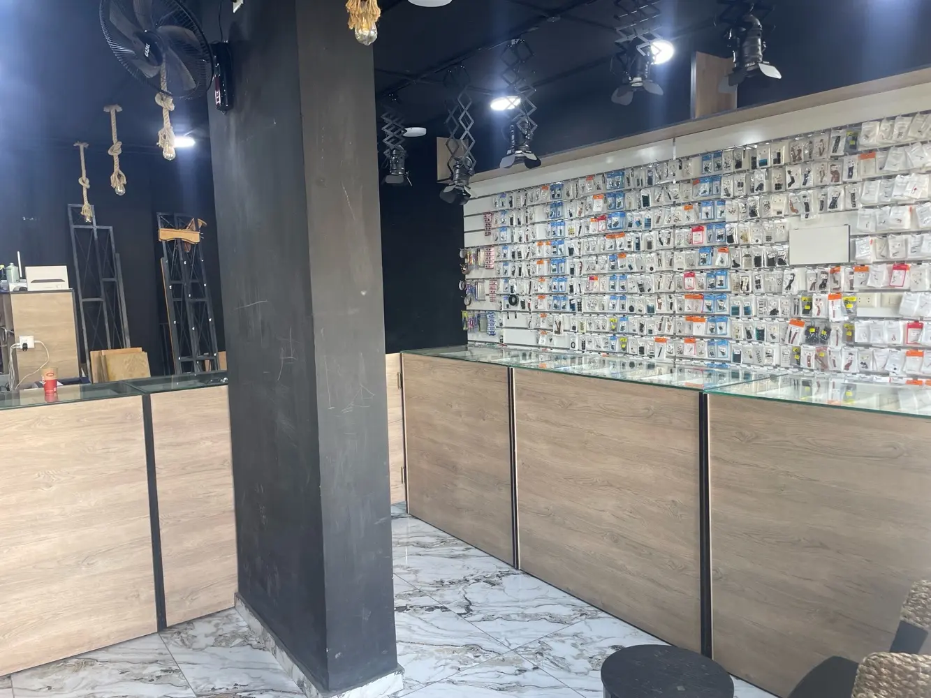 محل صيانة موبايلات للبيع