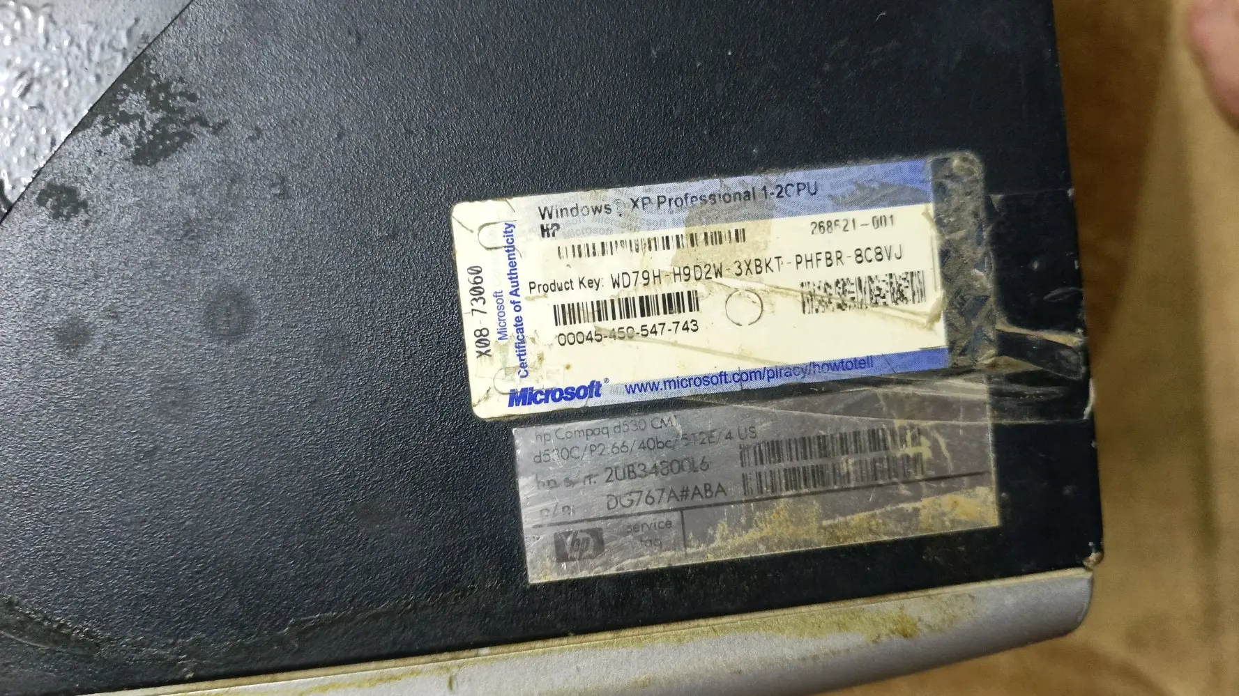 حاسوب hp و طابعة canon