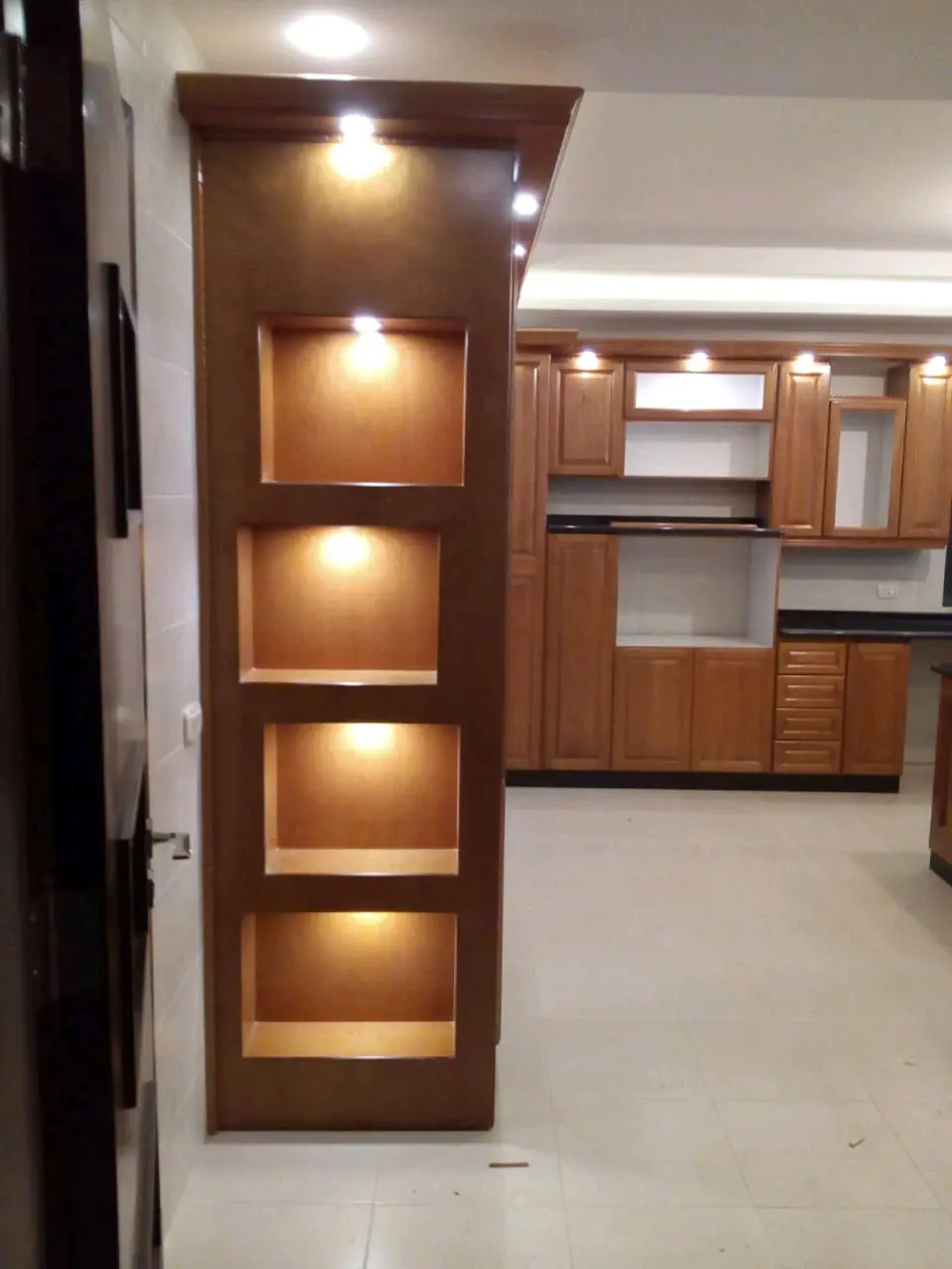 نجار موبيليا وديكور