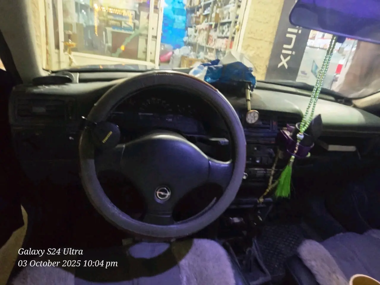 اوبل فيكترا للبيع