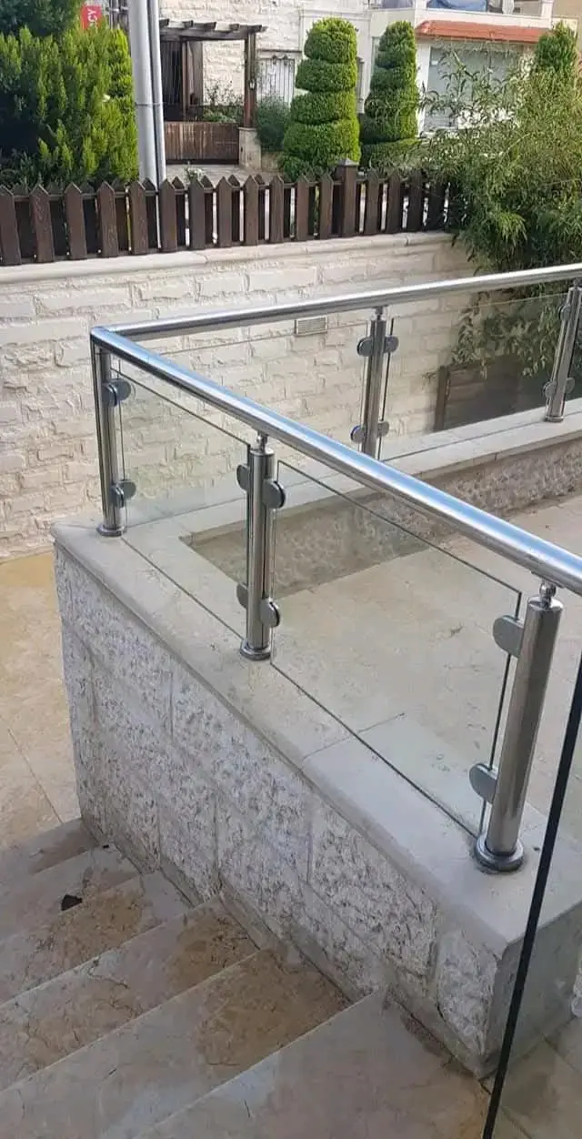 تصنيع كافة أعمال الستانليس ستيل