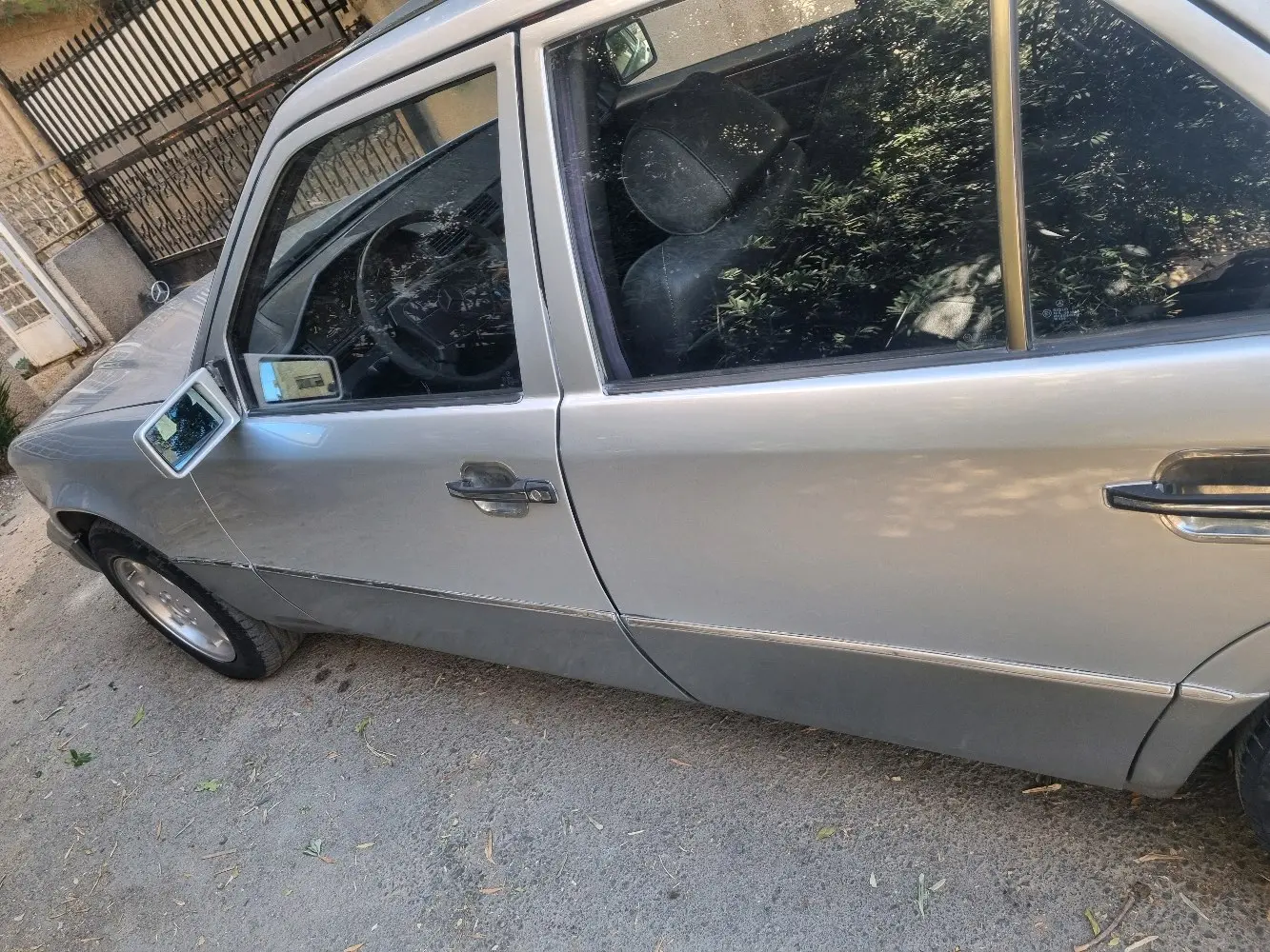 مرسيديس بطة ٩٣