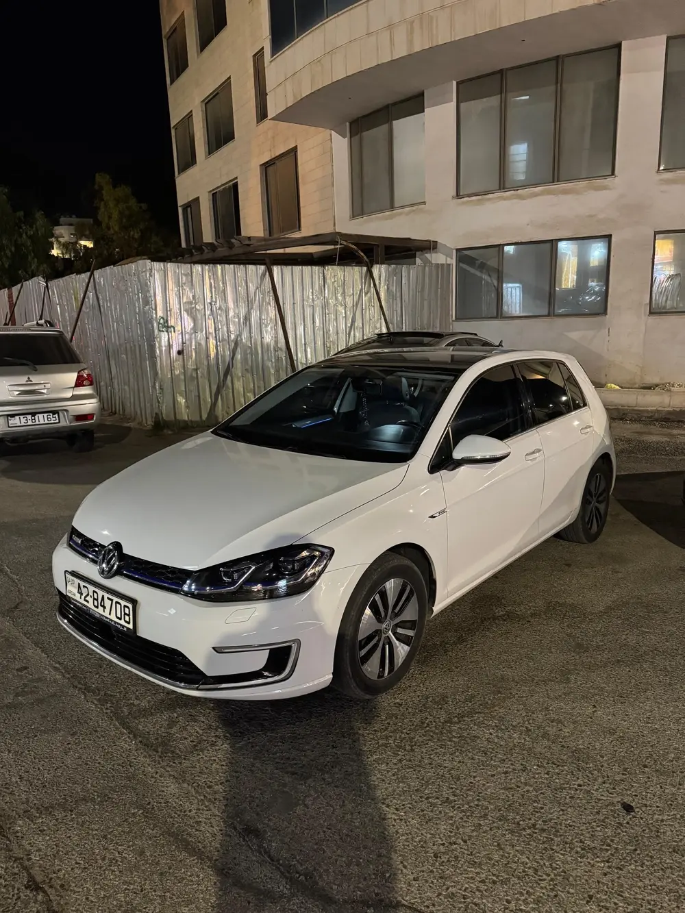 E-Golf Premium SEL 2019 اعلى صنف واعلى فئة كامل المواصفات - تشغيل بصمة + رادار