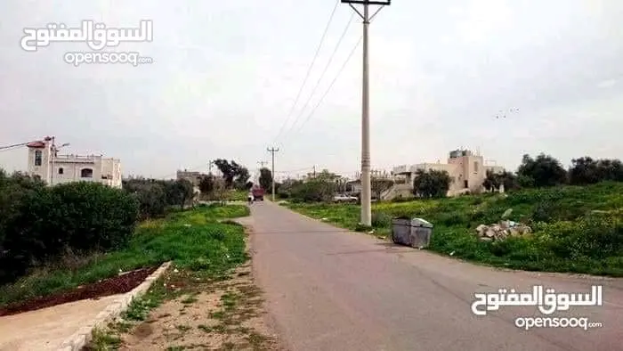 بيت عظم مسطح كبير بقريه الطيبه اربد للبيع بسعر مغري