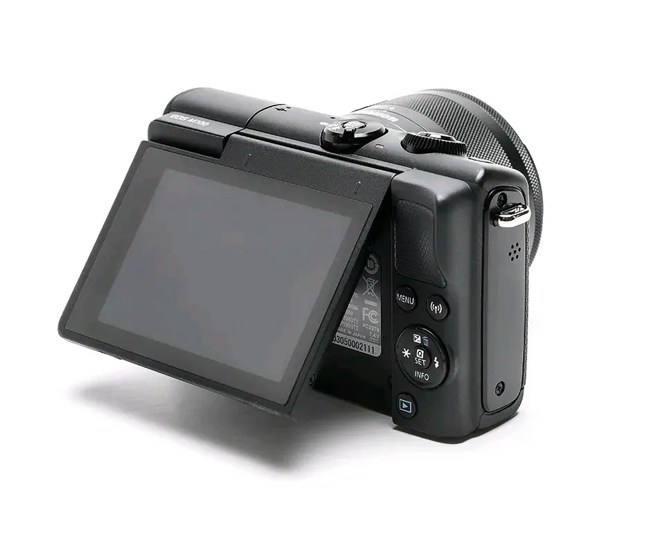 canon m100