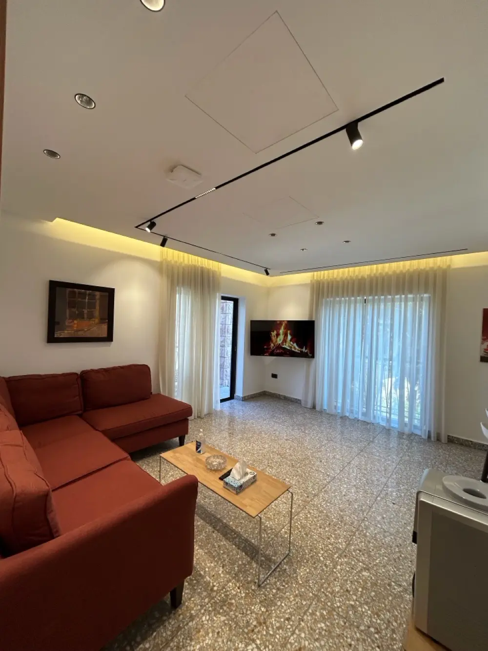 *Brand-New Furnished Apartments for Rent — Near Rainbow Street / 1st Circle (Rea