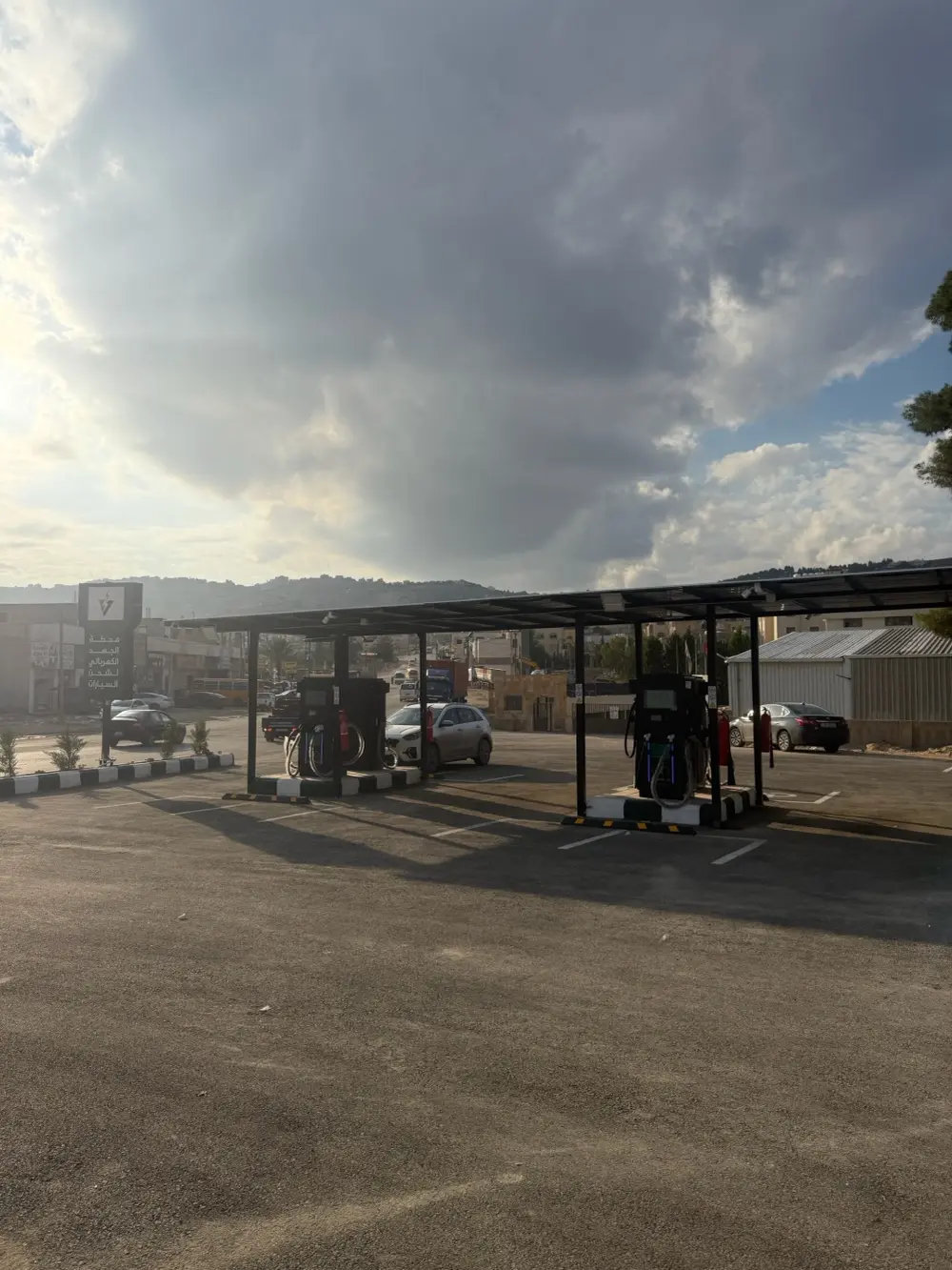 spark jo لتوريد محطات شحن المركبات الكهربائية