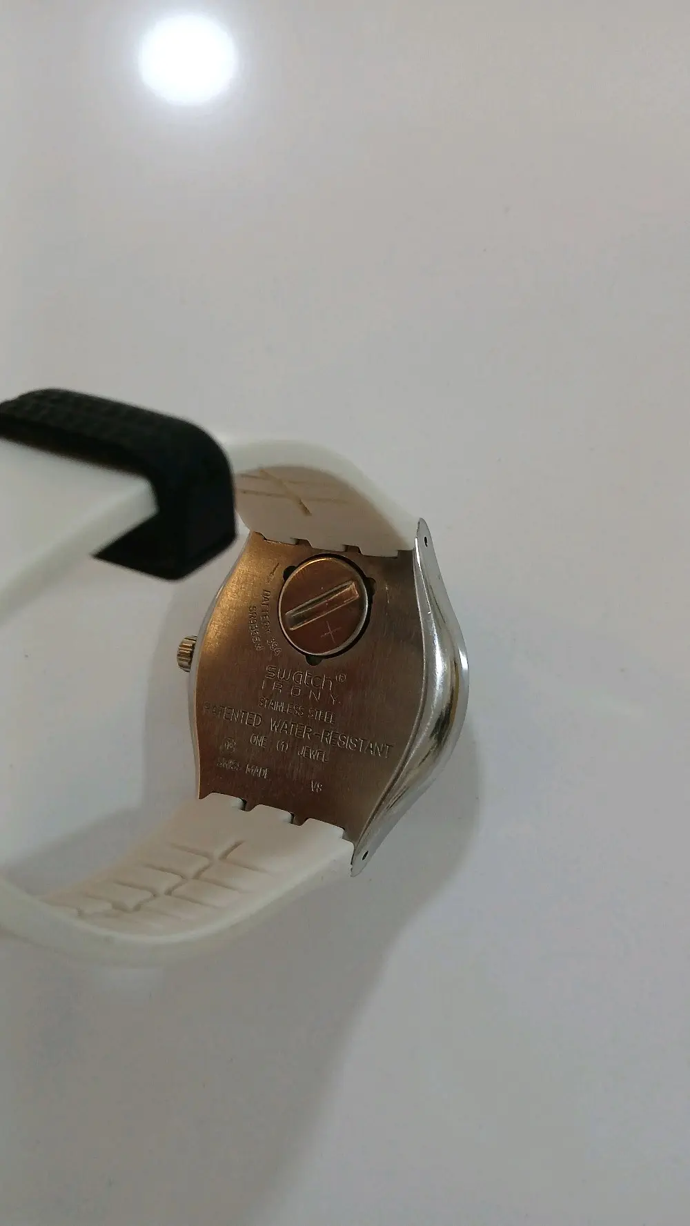 ساعات [ساعة سواتش ستاتية فاخرة]