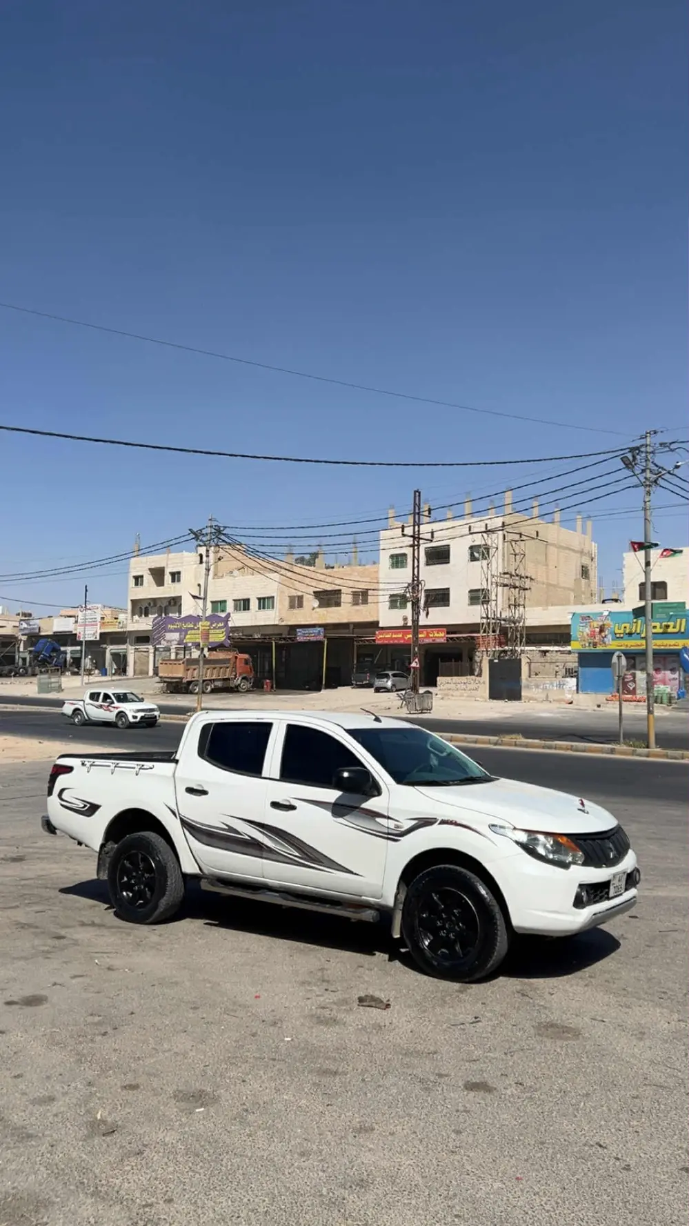 متسوبيشي l200 2016