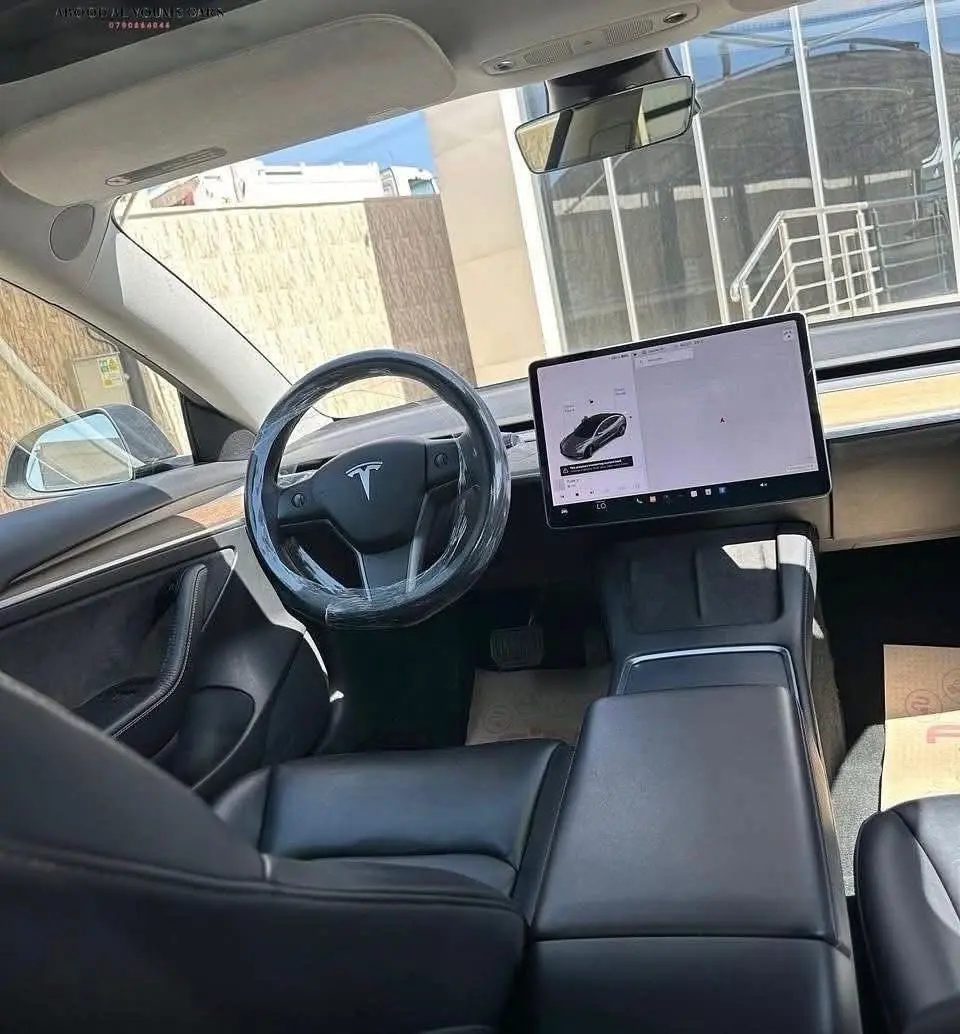 تسلا موديل ٣