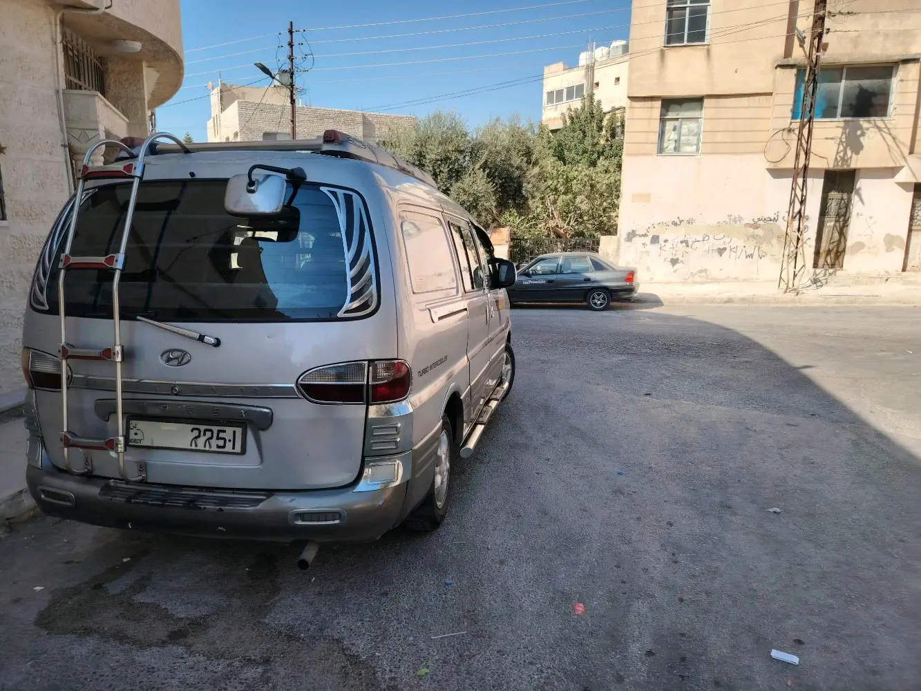 باص ستاركس للبيع موديل 2003