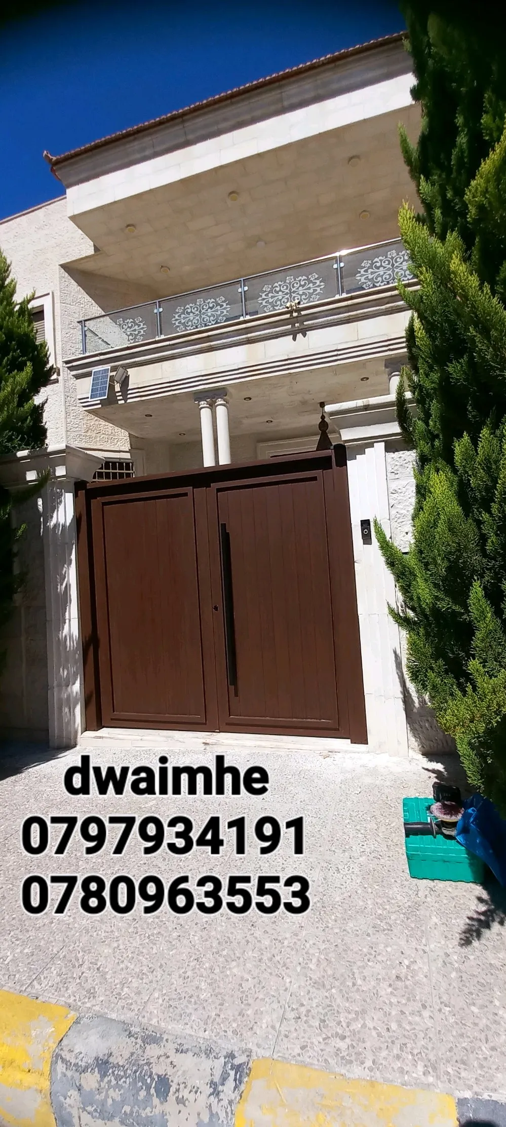 ابواب خارجيه للمداخل وكراج السيارات والحدائق