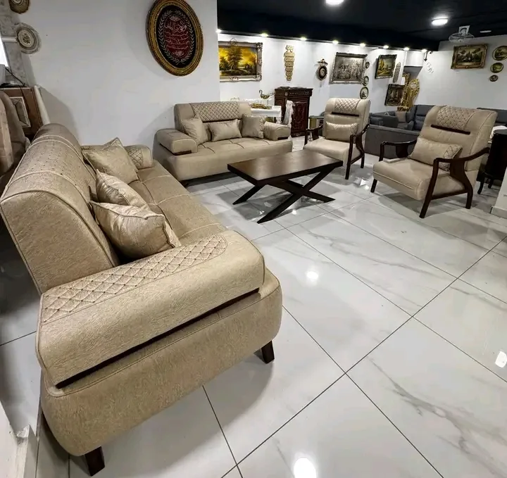 طقم كنب ٧ مقاعد