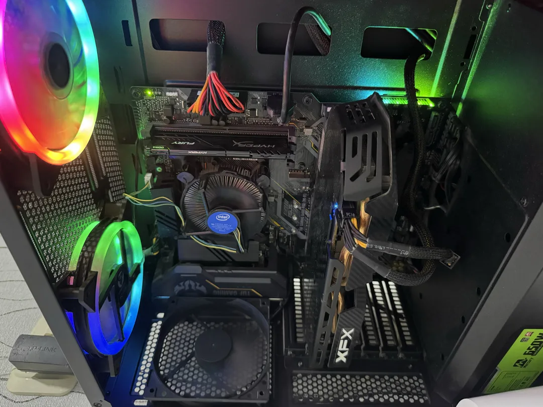 جهاز pc للبيع و شرا ما بقصر معو موصفات تحت بل وصف