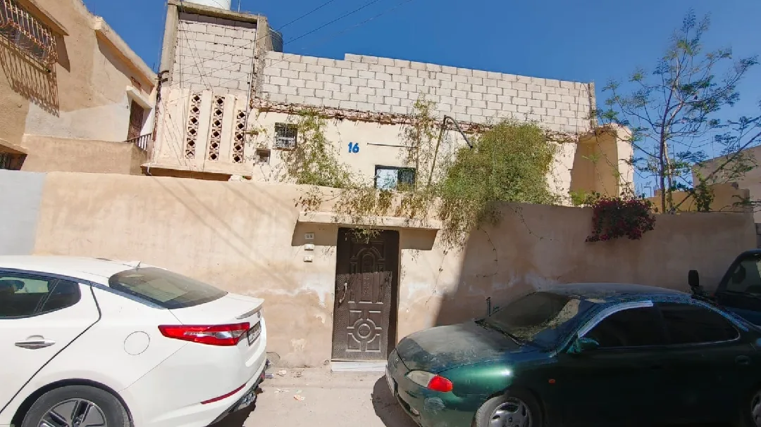 منزل مستقل طابقين وتسوية للبيع/الرصيفة جبل الامير فيصل