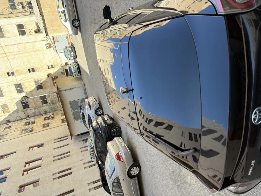 تويوتا بريوس 2018 فل ما عدا فتحة